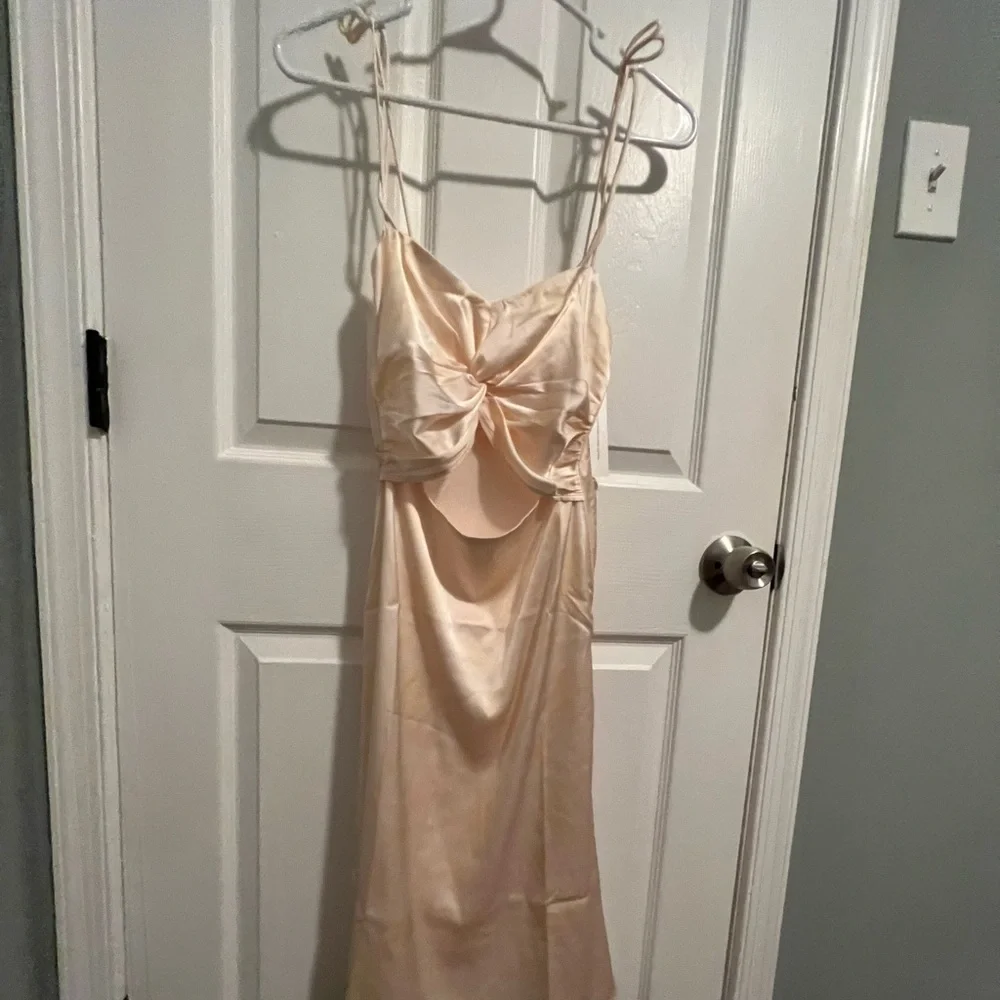 The Tempest Dress - Lani the Label - Picture 4 of 6